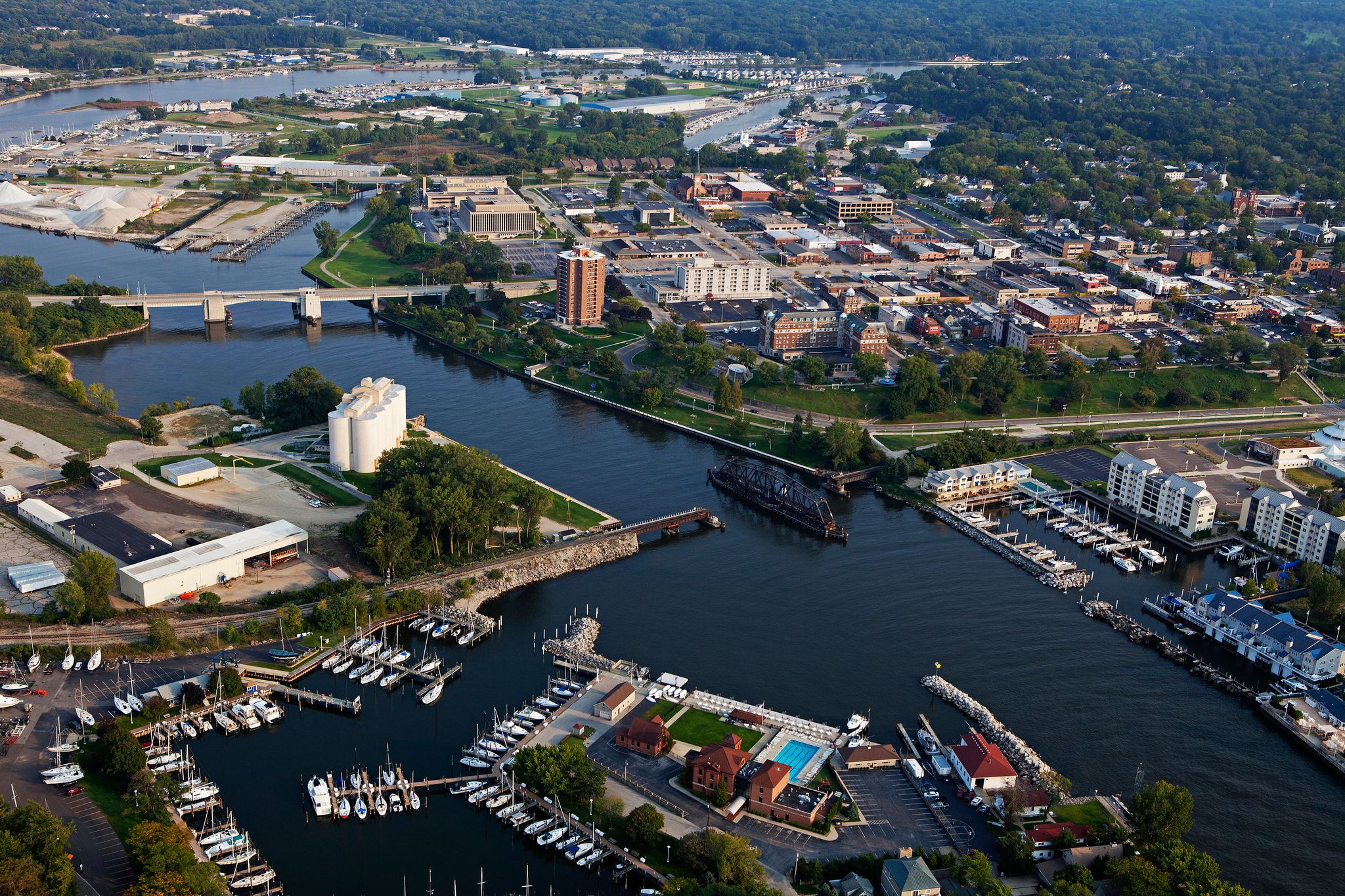 Car Rentals in Benton Harbor Search on KAYAK