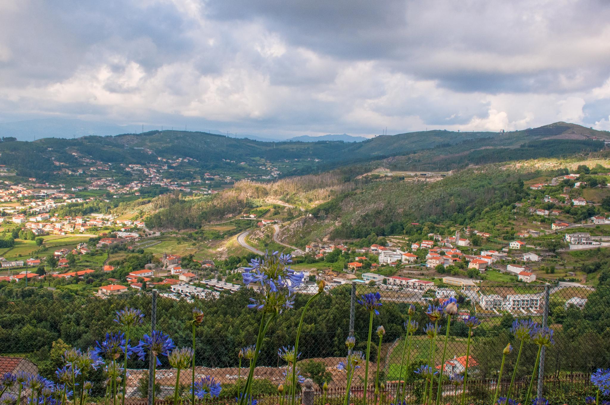 Vila Verde car rentals
