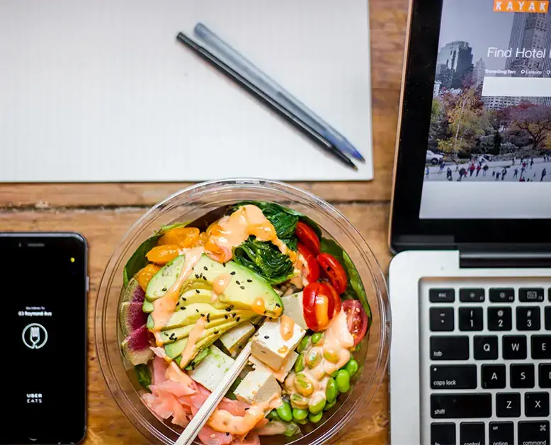 uberEATS and KAYAK give free lunches