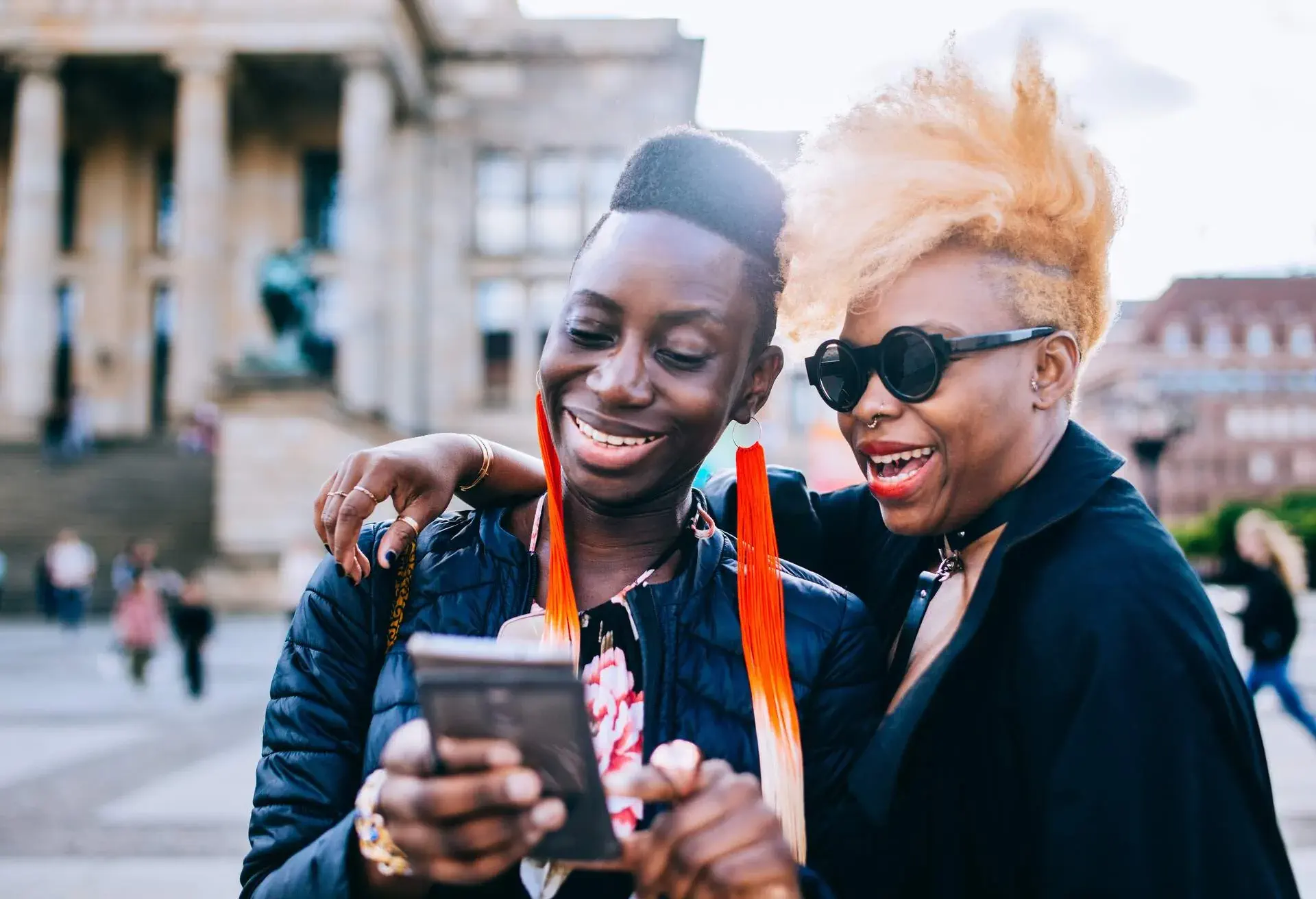 DEST_GERMANY_BERLIN_THEME_PEOPLE_LGBTQ_COUPLE_DIVERSE_DEVICE_GettyImages-957556544