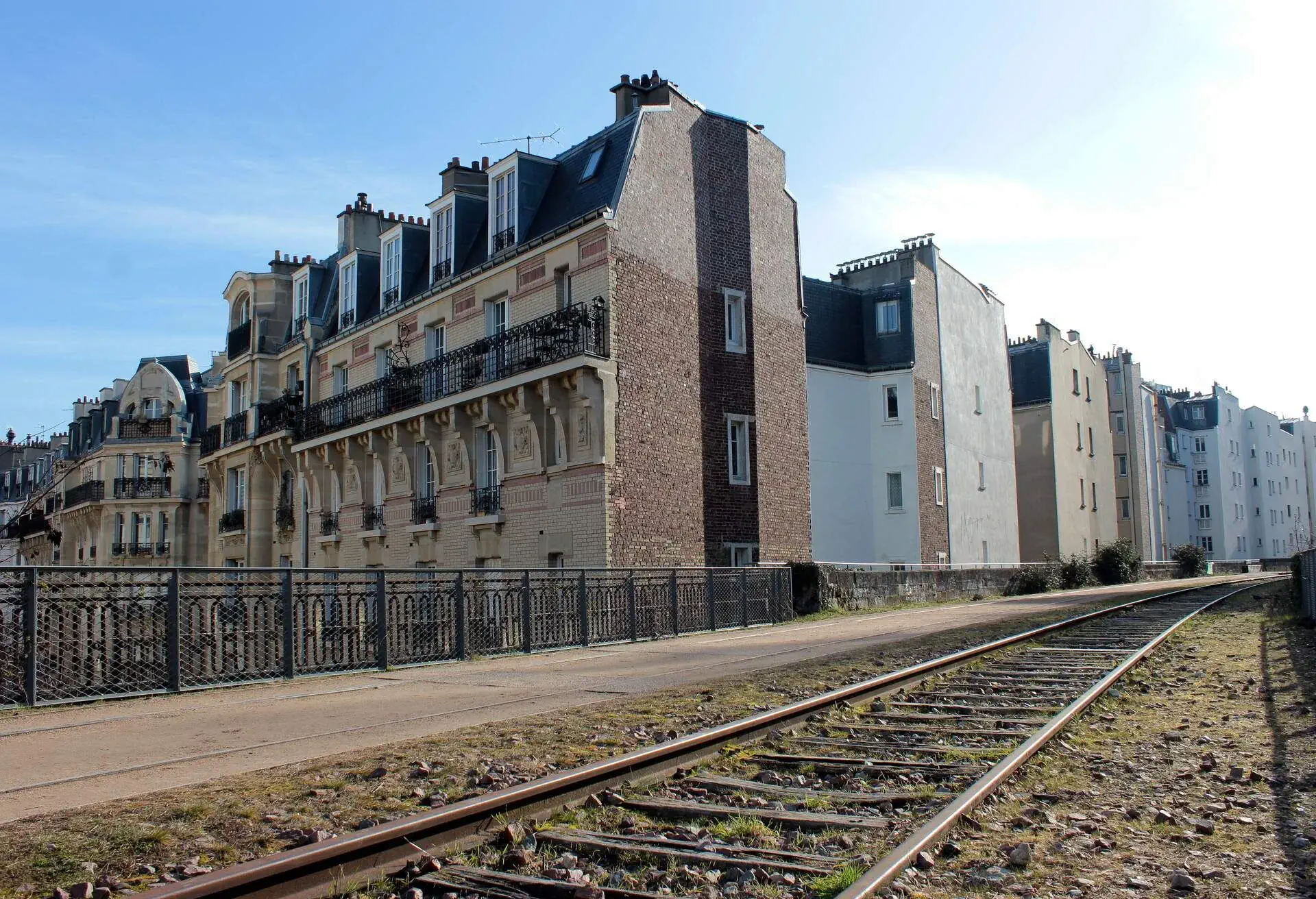FRANCE, PARIS, PETIT CEINTURE