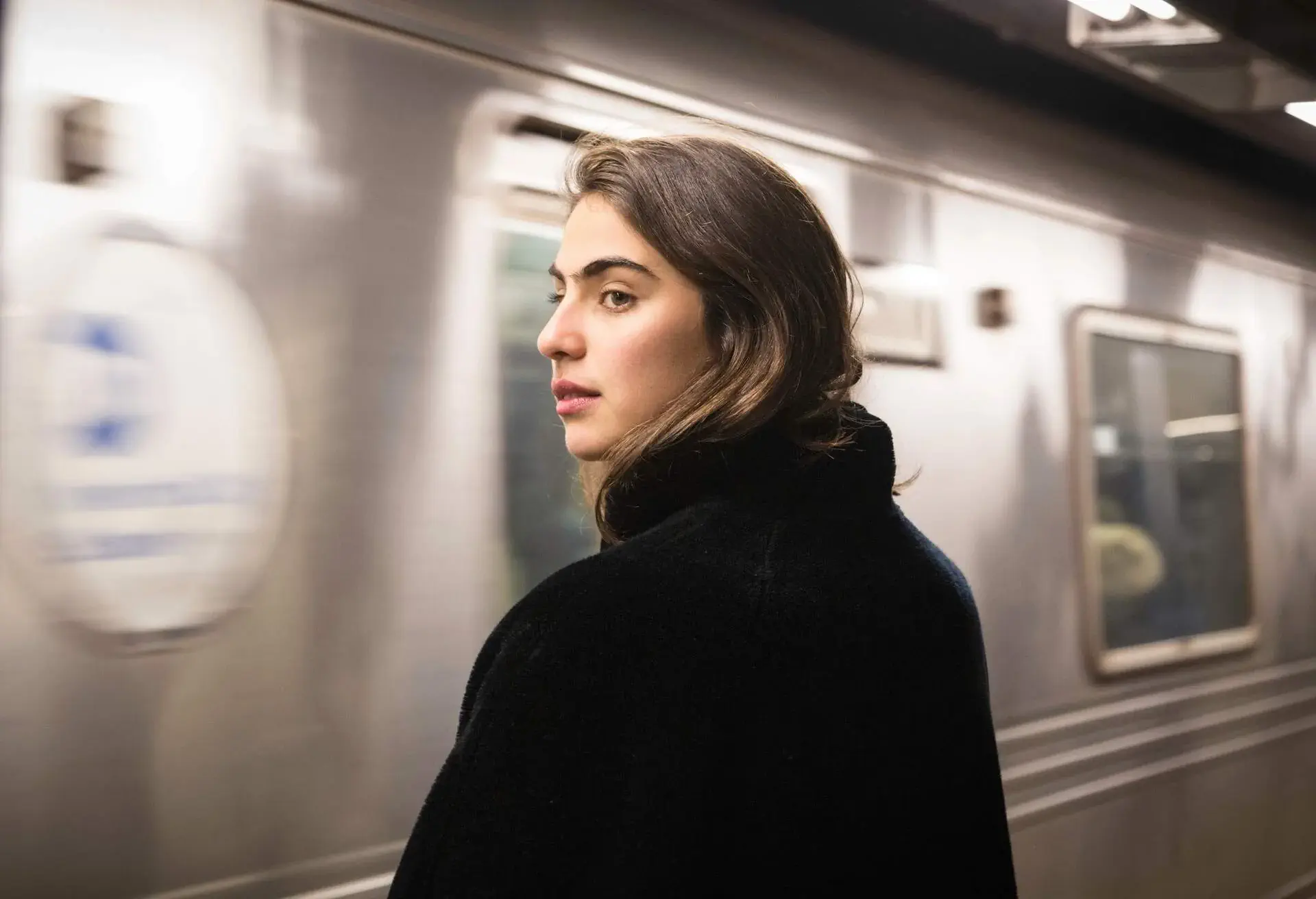 DEST_USA_AMERICA_NEW_YORK_THEME_PEOPLE_WOMAN_TRAIN_METRO_GettyImages-528808466