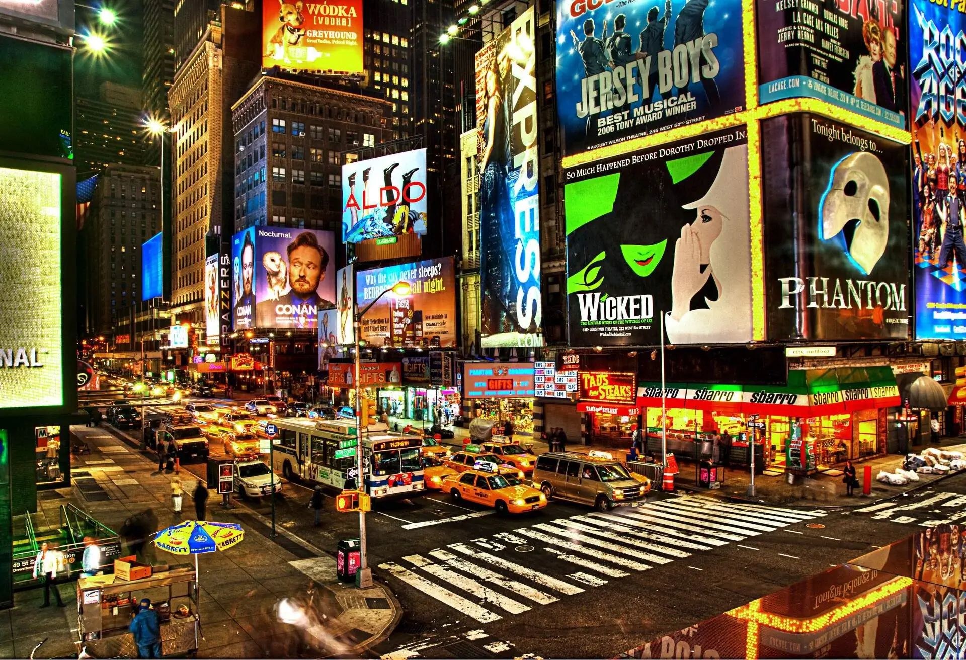 DEST_USA_AMERICA_NEW_YORK_BROADWAY_GettyImages-115872964