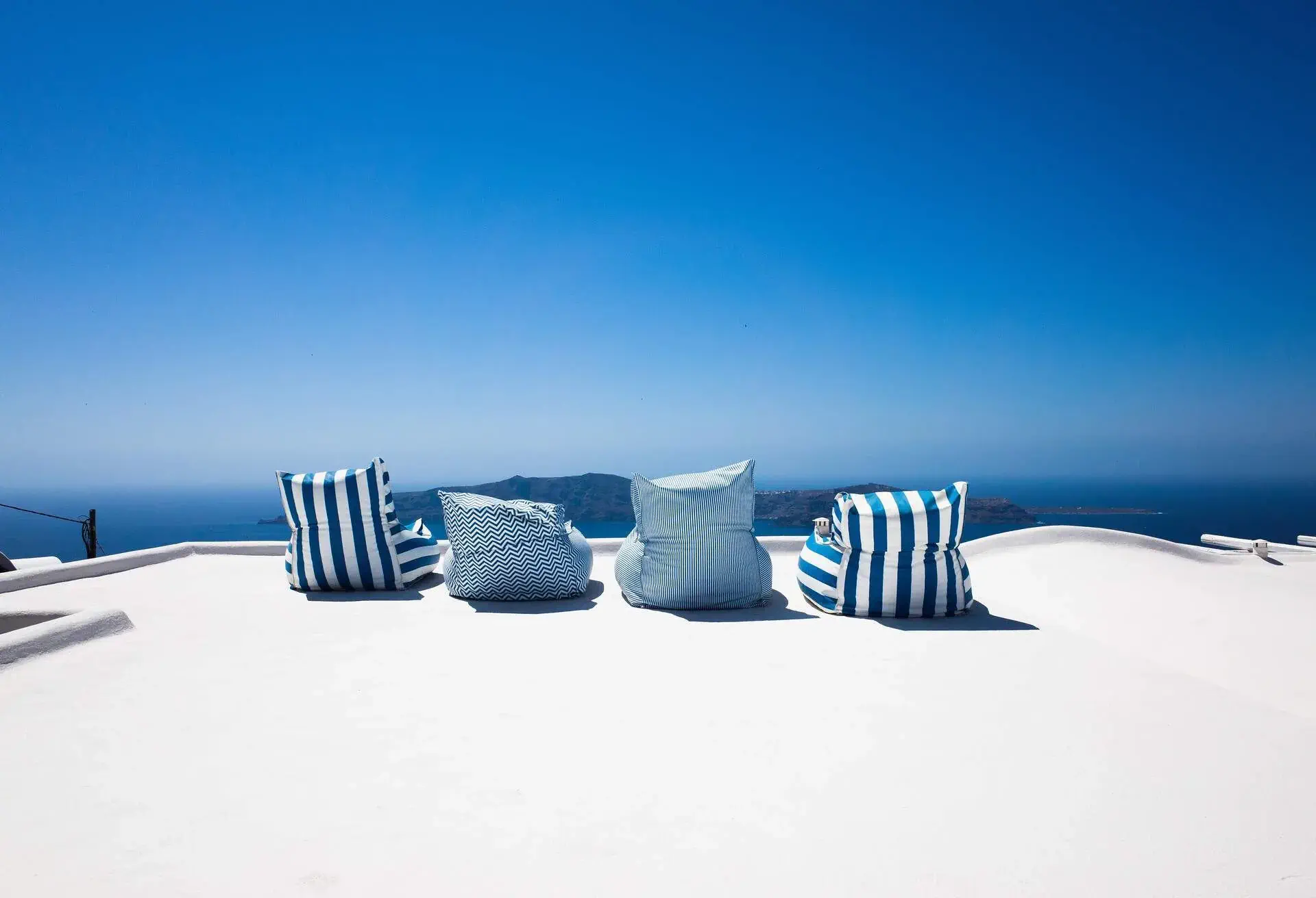 DEST_GREECE_SANTORINI_eyeem-23764973-98944710.jpg