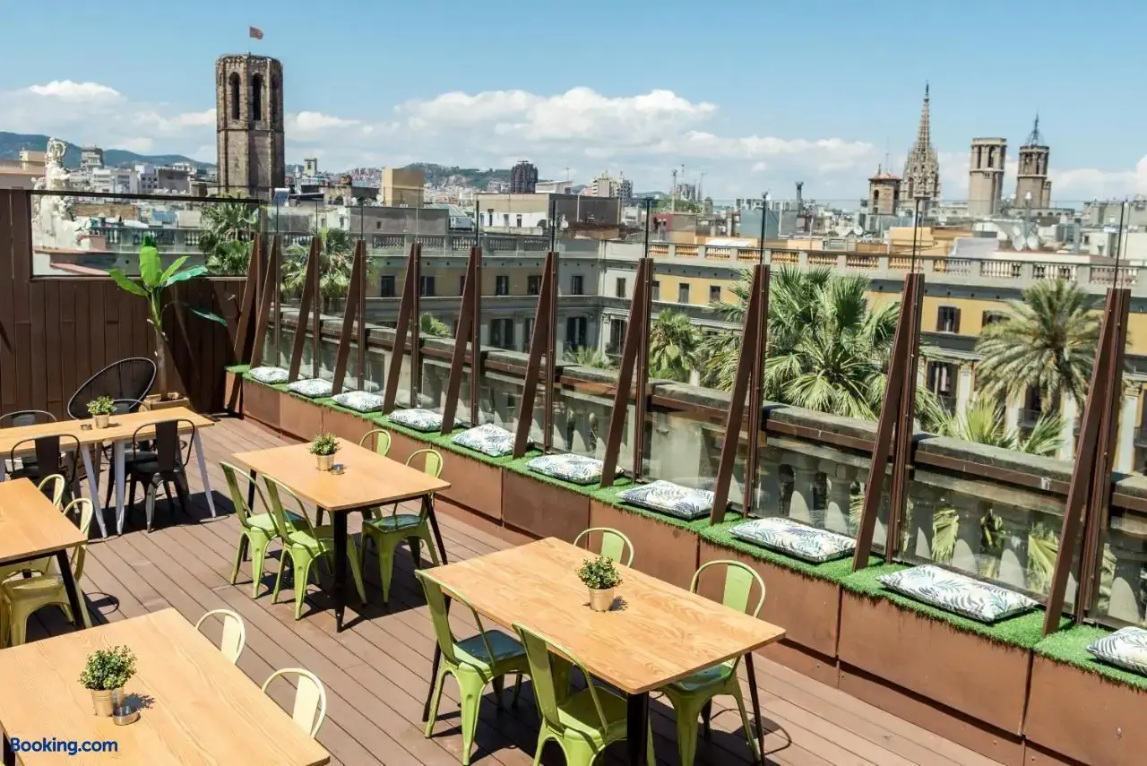 kabul-party-hostel-barcelona-booking-144151-209789257-987518