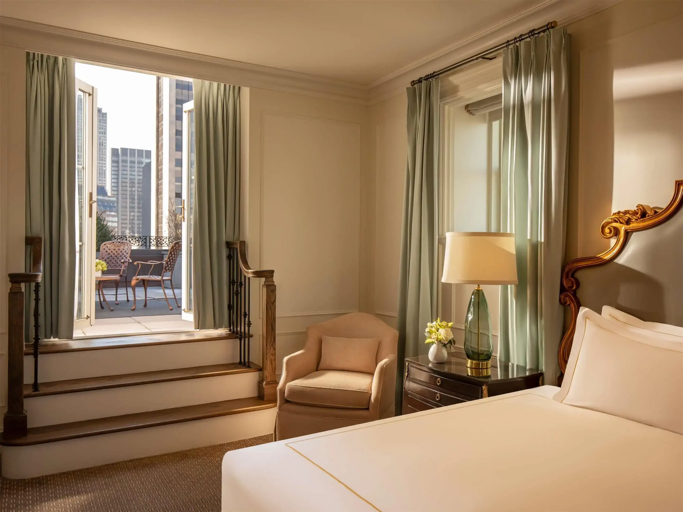 the-plaza-hotel-ice-135506-b9803c-813823