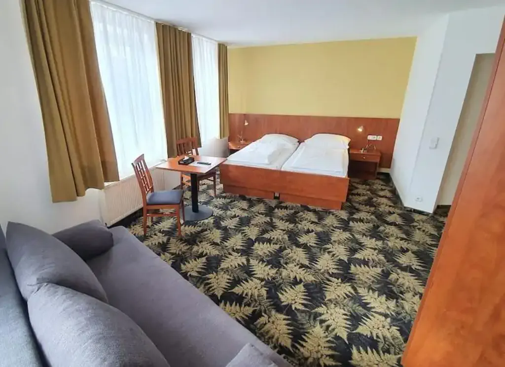 Hotel Der Tannenbaum, provided by Expedia.
