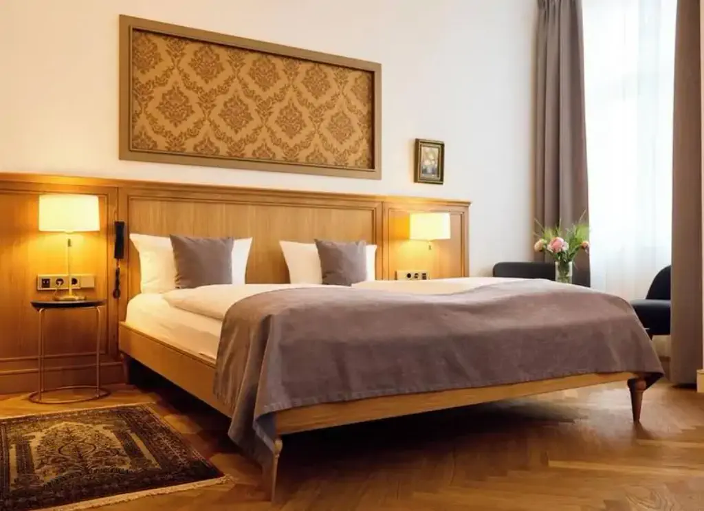 Hotel Lindenufer provided by Expedia Group.