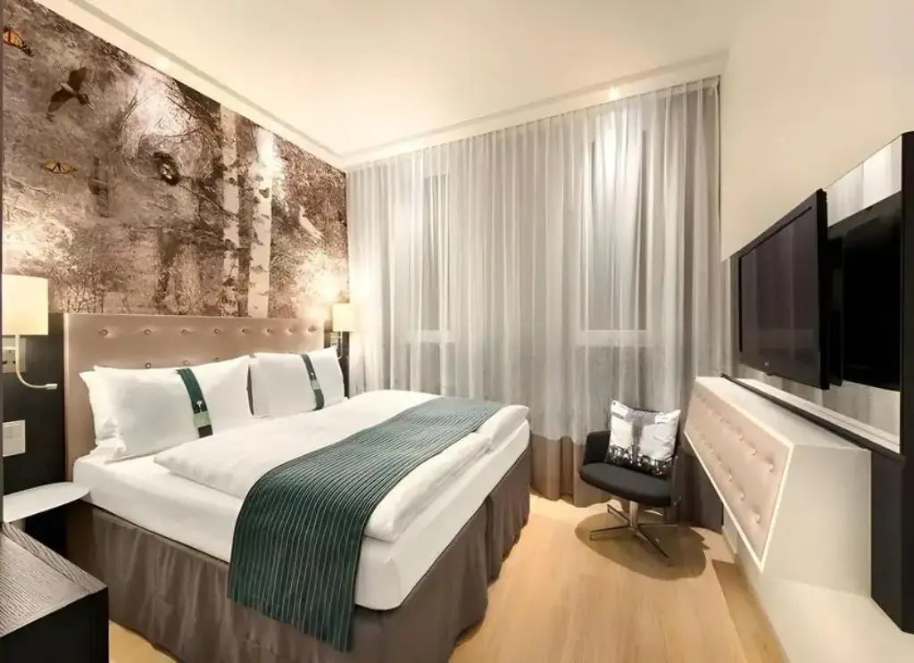 Premier Inn Berlin Alexanderplatz provided by Agoda.