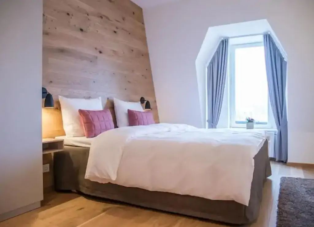 Hotel Alte Post Flensburg provided by Expedia Group.
