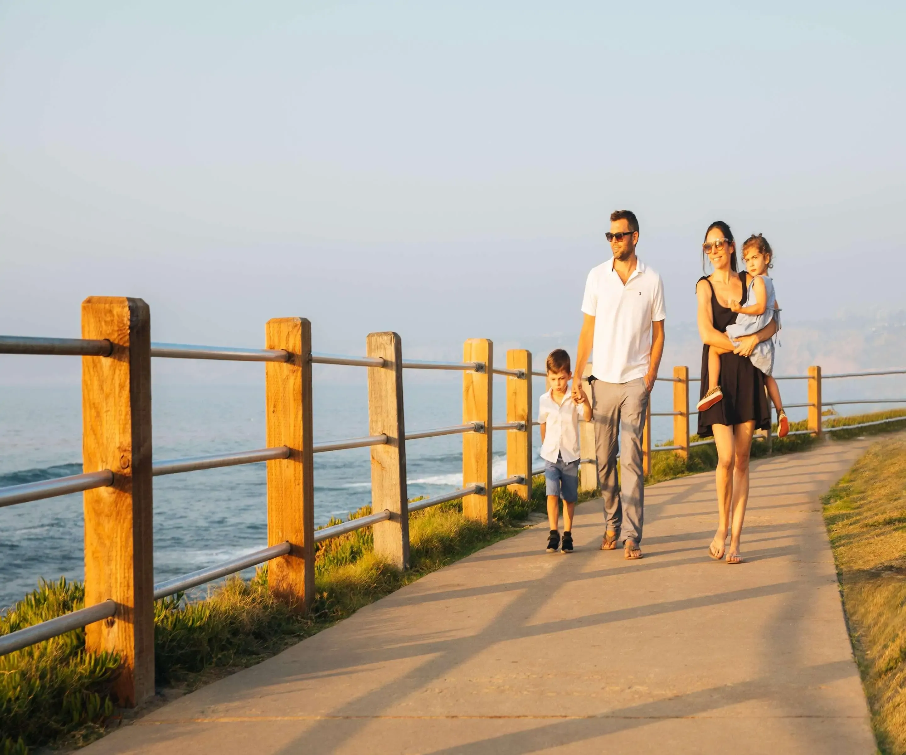 pantai-inn-ice-141869-71411521_3xl-767761