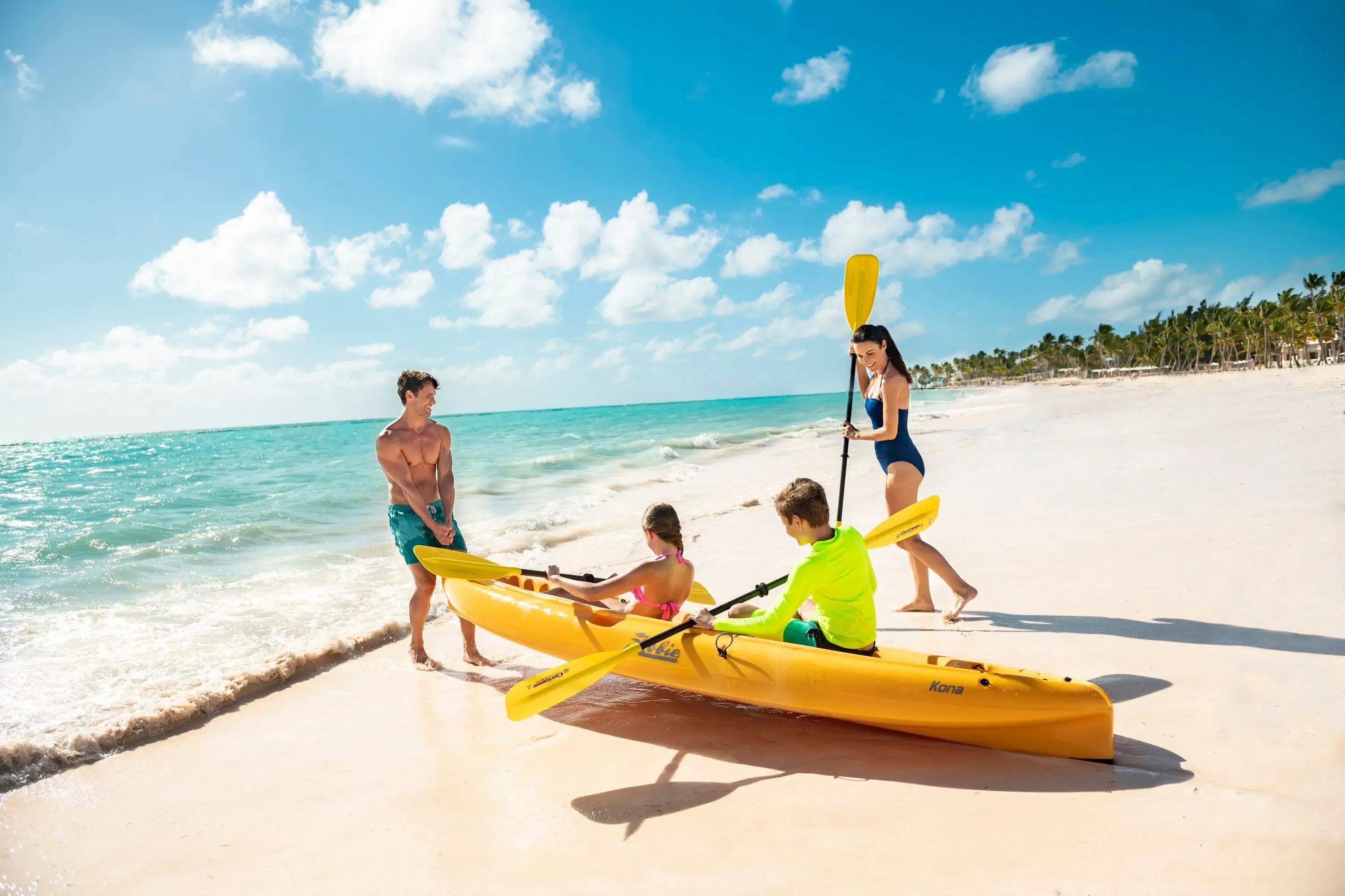 hyatt-ziva-cap-cana-leonardo-178076102-hyatt-ziva-cap-cana-kayak-family-4_o-616300