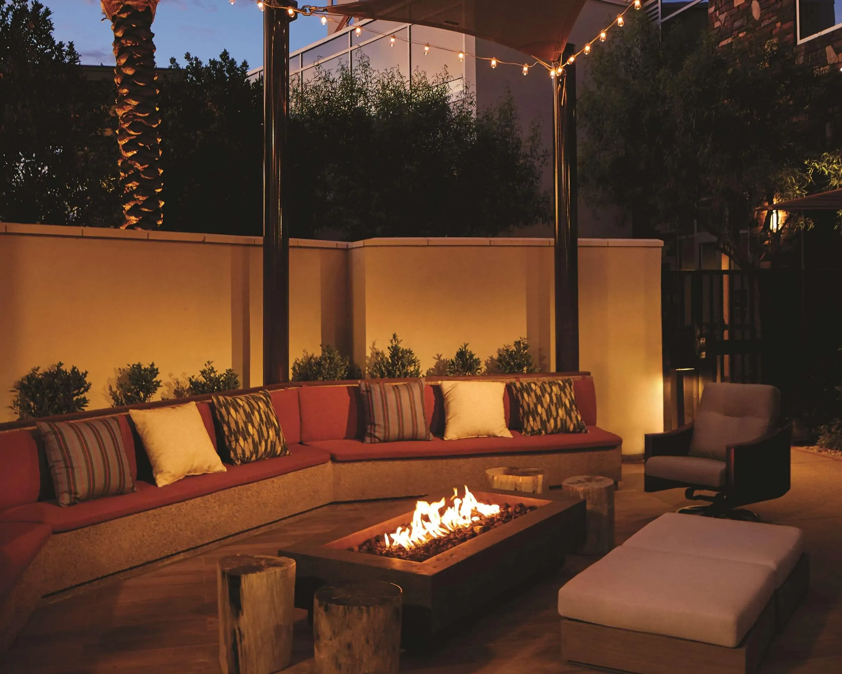 hyatt-place-las-vegas-at-silverton-village-ice-5296786-119277198-354593