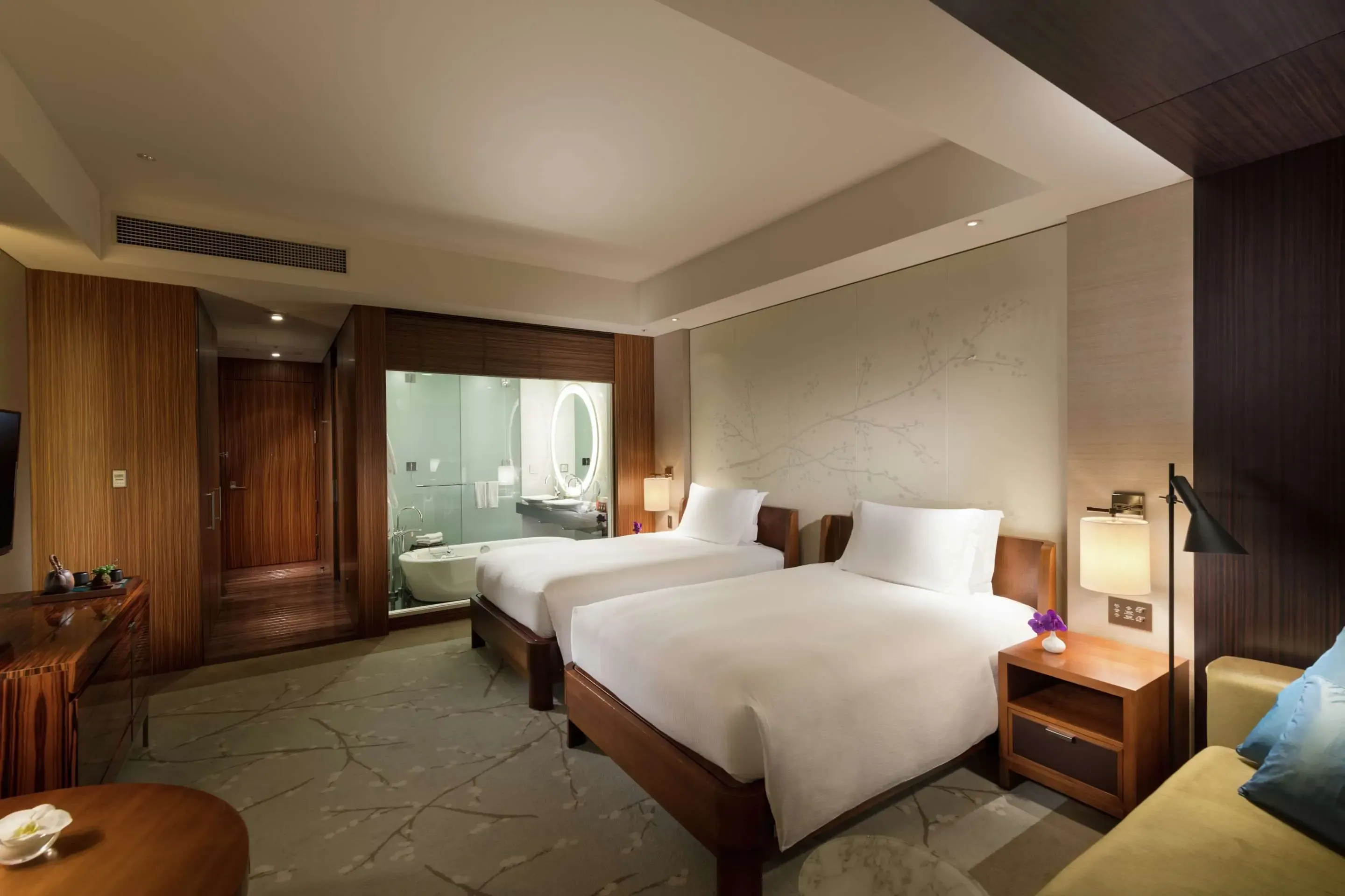 conrad-tokyo-ice-102304-119207035-505447