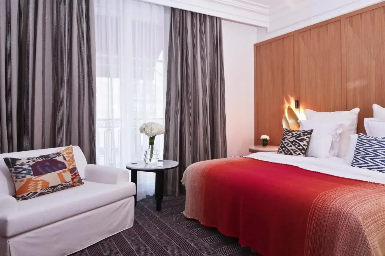 hotel-vernet-champs-elysees-paris-booking-28619943