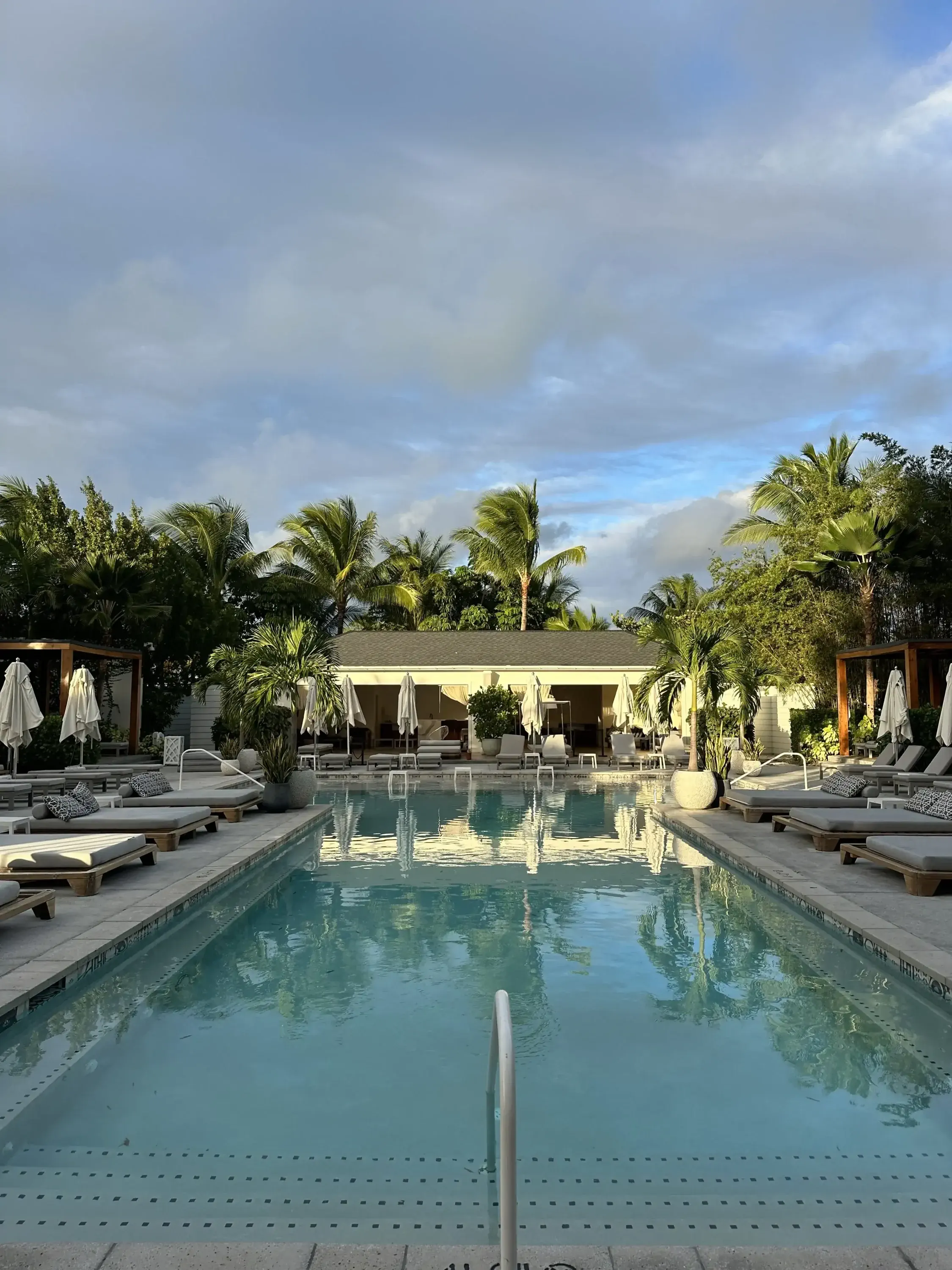 sls-baha-mar-pool-min