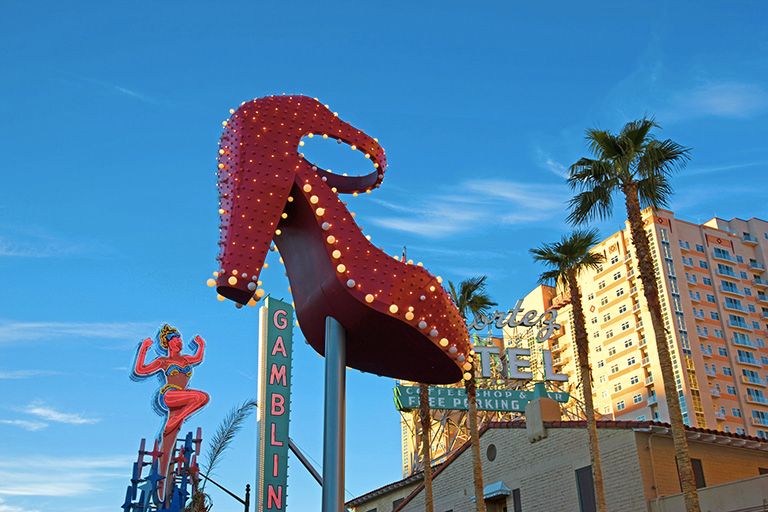 美品です✩THE VEGAS Vegas Top - Red - JMP The Label