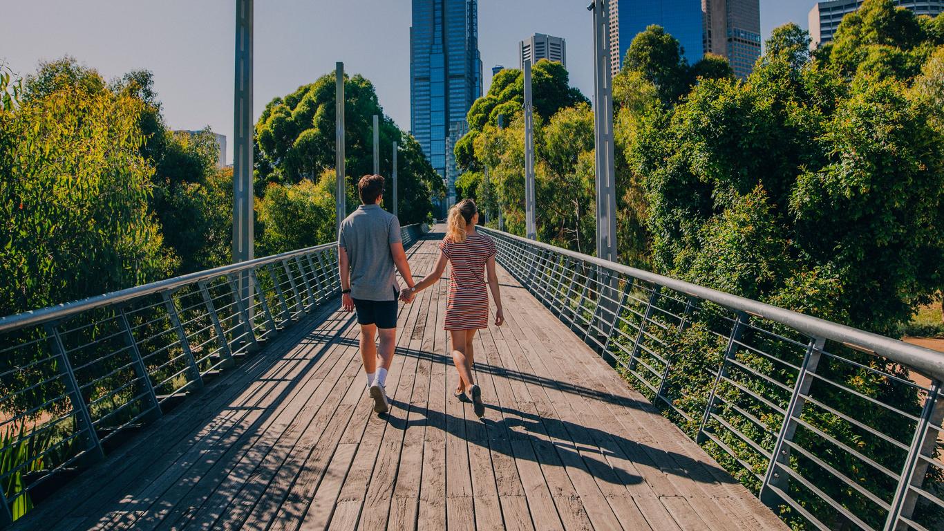 $344 CHEAP FLIGHTS to Melbourne Tullamarine (MEL) in 2024/25 | KAYAK