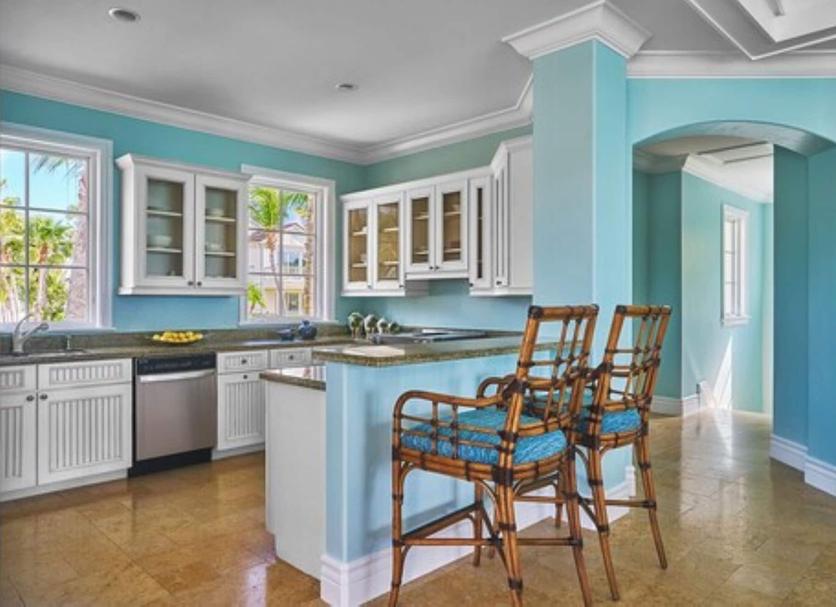 Kitchen Photo