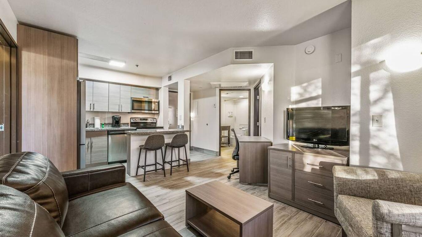 Metro Chandler Apartments