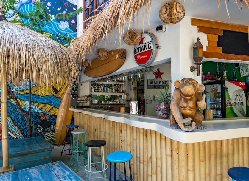 Bar Photo