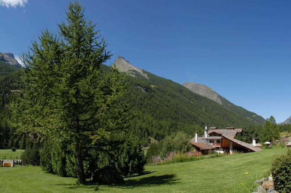 Outdoors view