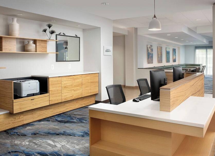 Front desk Photo