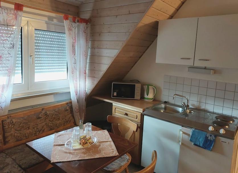 Kitchen Photo