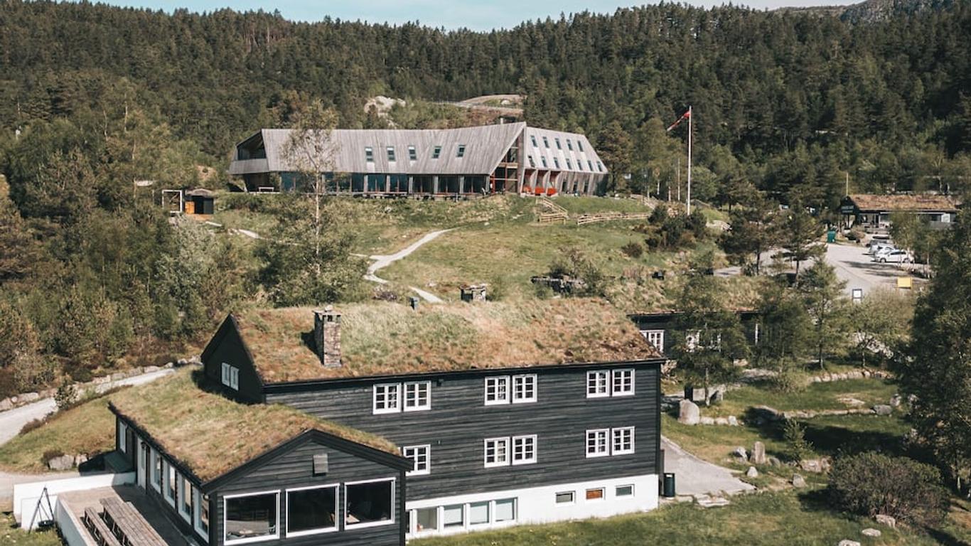 Preikestolen Hotel & Basecamp
