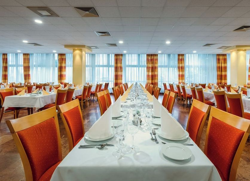 Banquet hall Photo