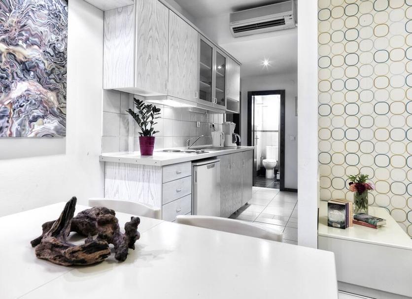 Kitchen Photo