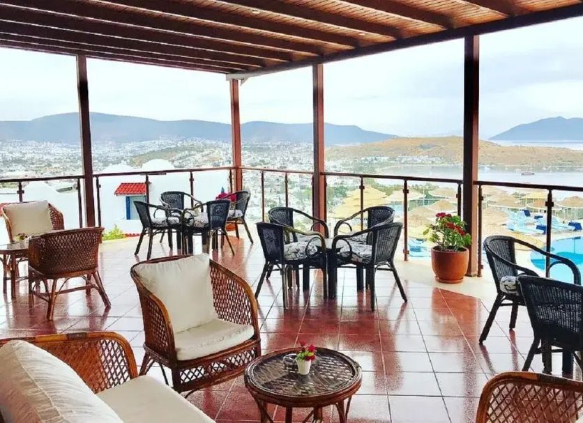Balcony Photo