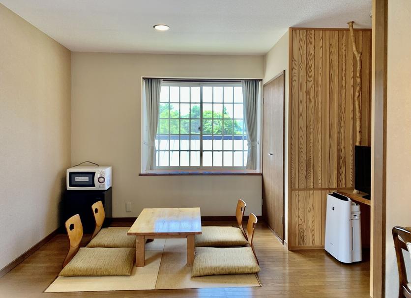 Dining room Photo