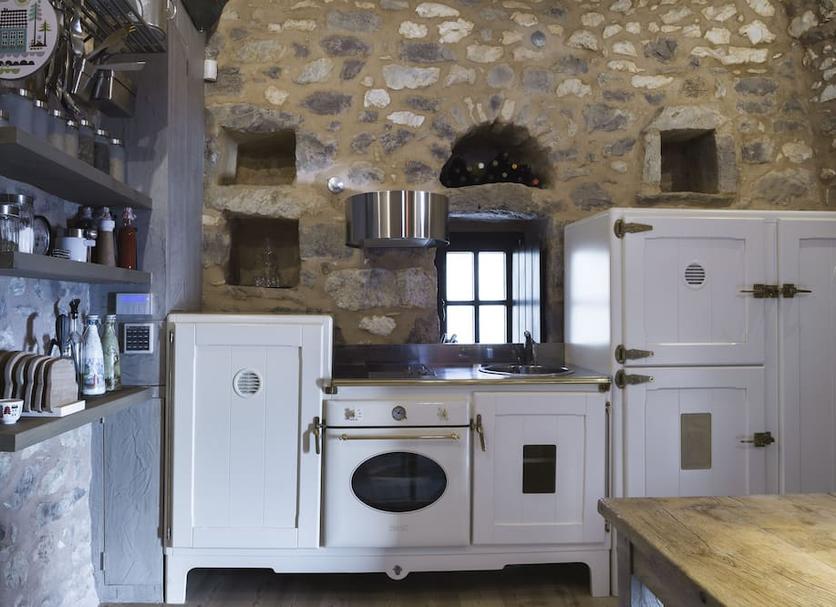 Kitchen Photo