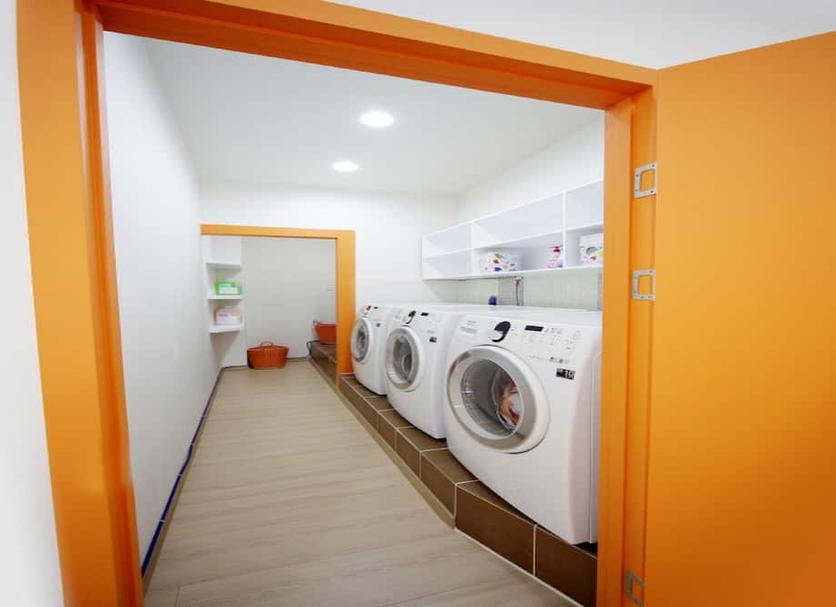 Laundry facility Photo