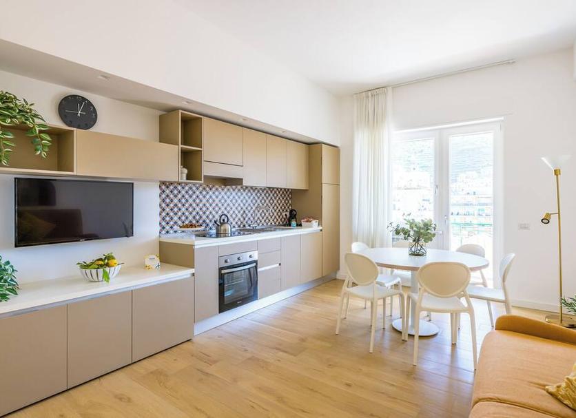 Kitchen Photo