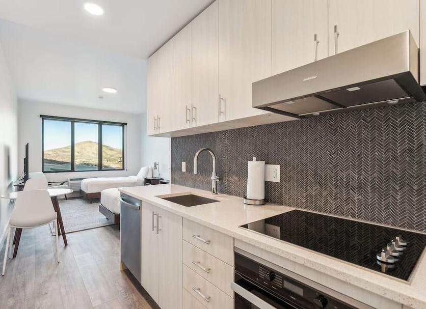 Kitchen Photo