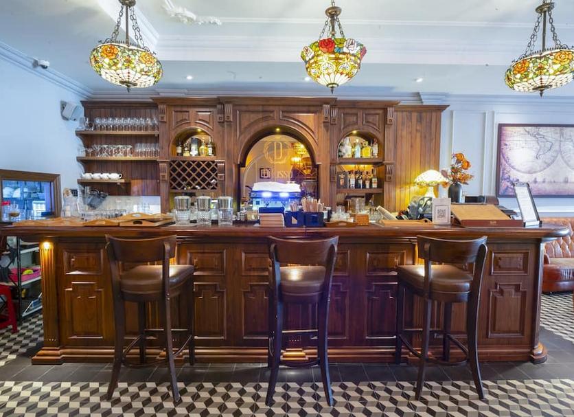Bar Photo