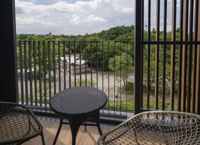 Balcony Photo