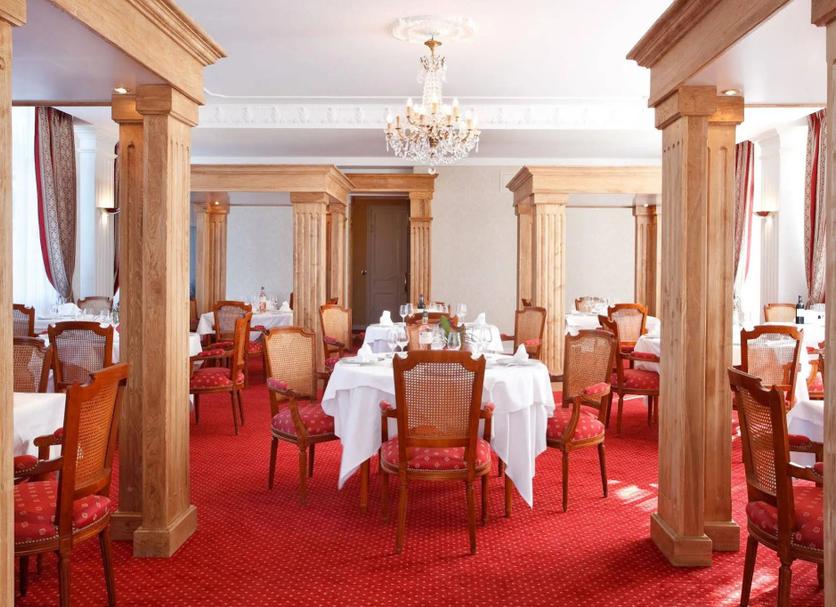 Banquet hall Photo