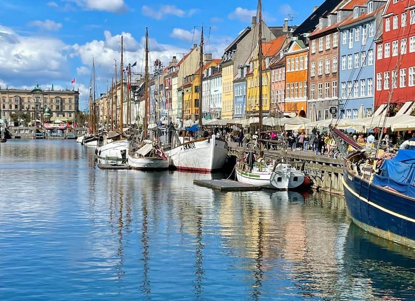 Hotel Bethel in Copenhagen: canal waterfront with boats and colorful historic buildings
