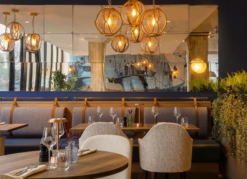 Restaurant Photo