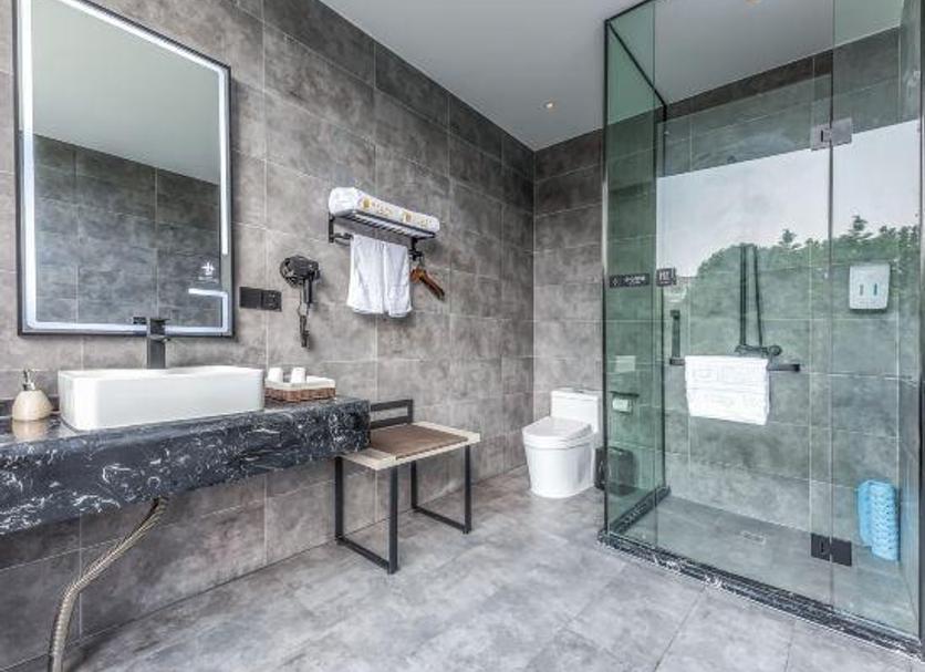 Bathroom Photo