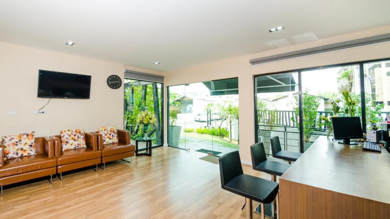 The Box Residence
