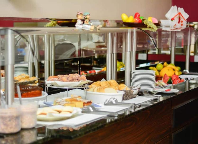 Buffet Photo
