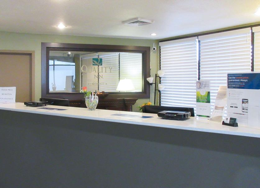 Front desk Photo