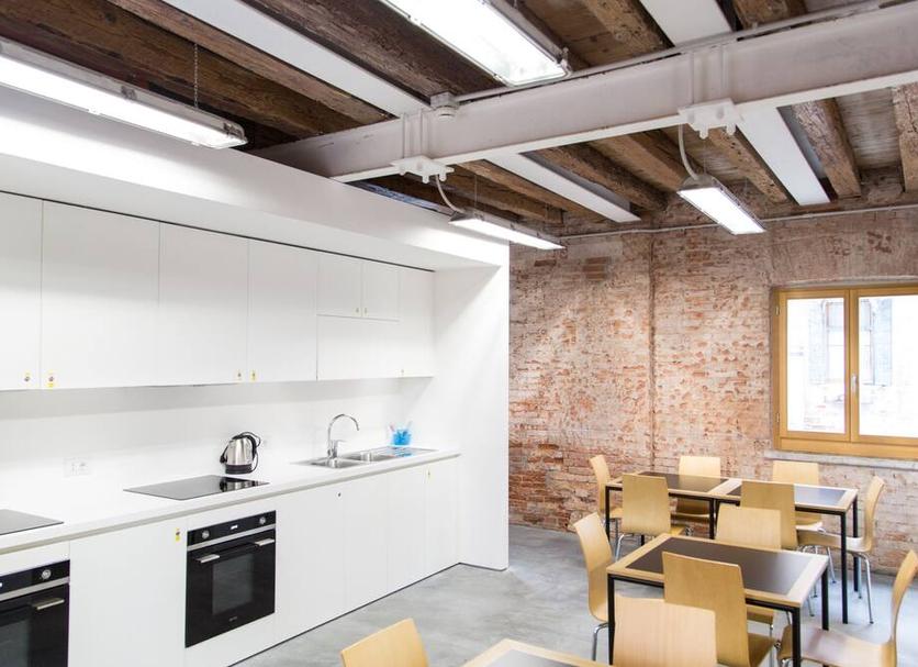 Kitchen Photo
