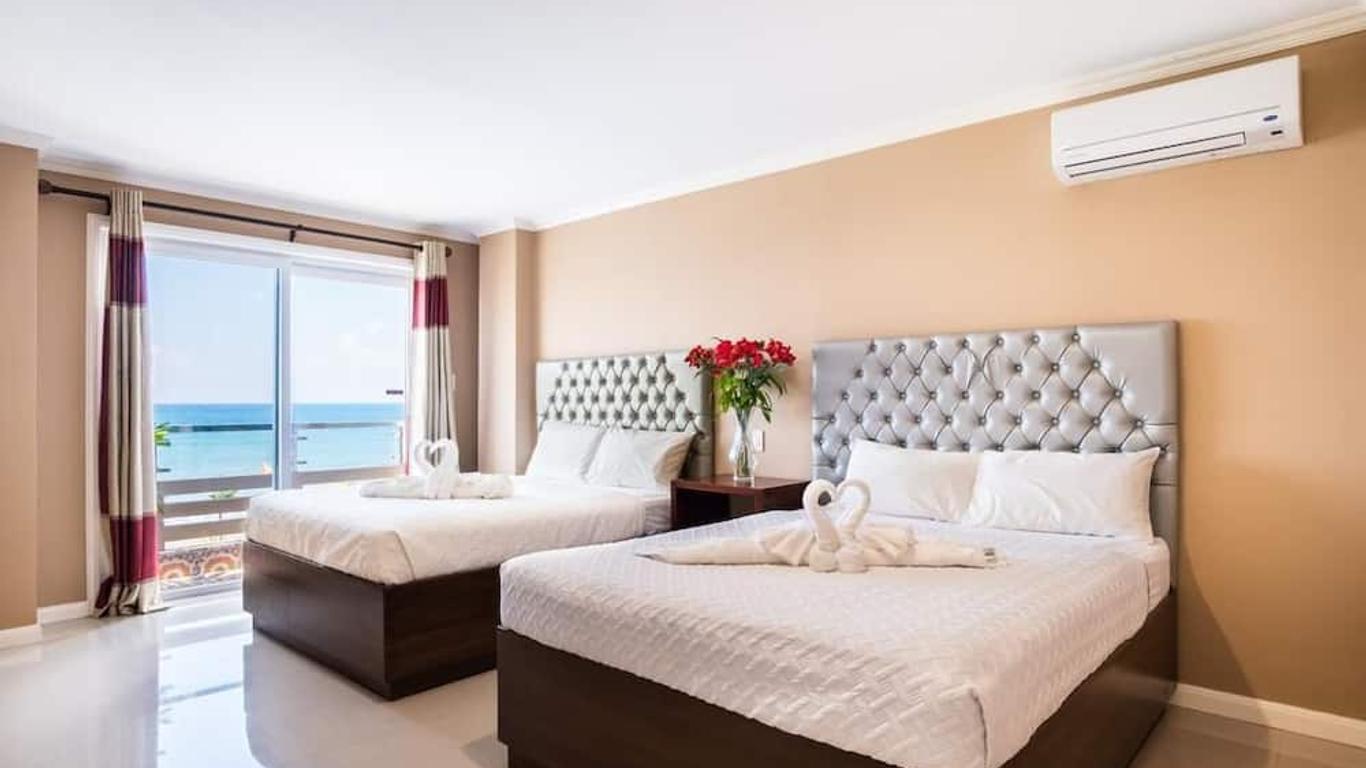 Em Royalle Hotel & Beach Resort
