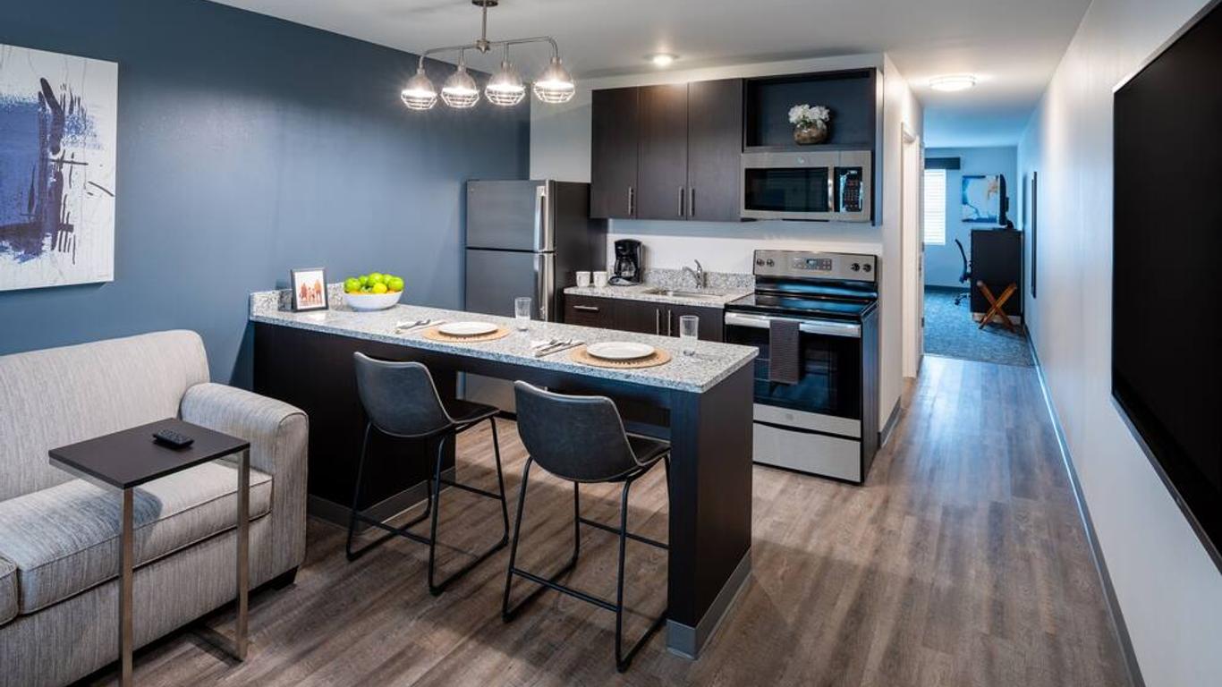 Stayapt Suites Alexandria-Fort Belvoir