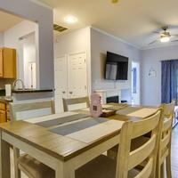 Condo with Pool Access about 2 Mi to Rehoboth Beach!